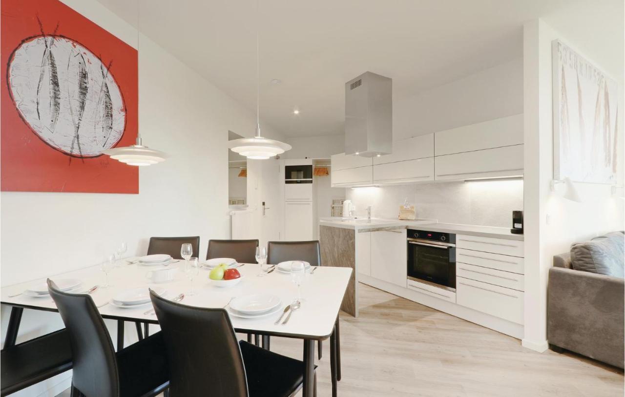 Cozy Apartment In Luebeck Travemuende With Sauna Exterior photo