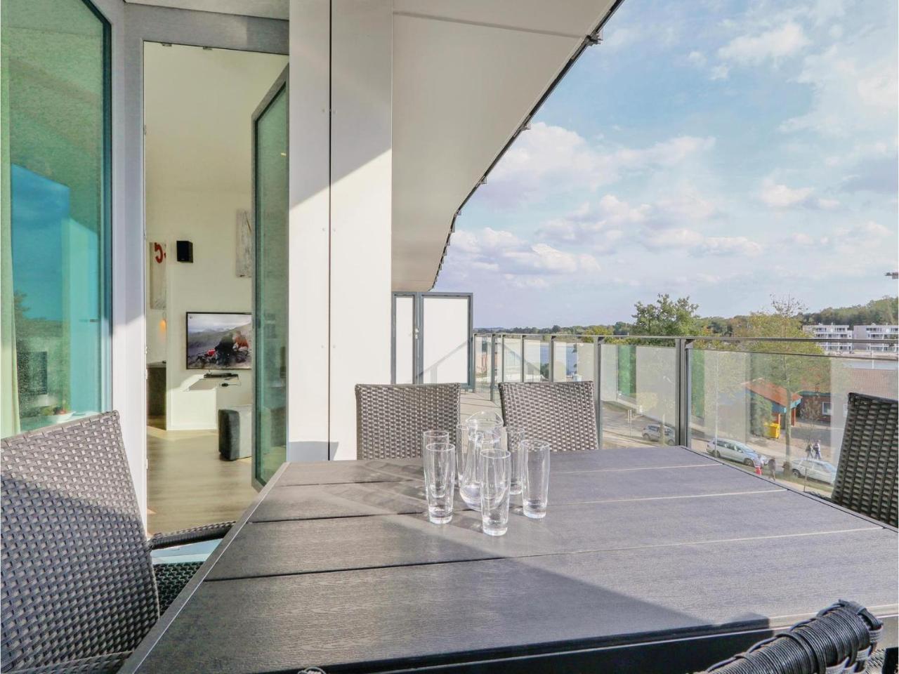 Cozy Apartment In Luebeck Travemuende With Sauna Exterior photo